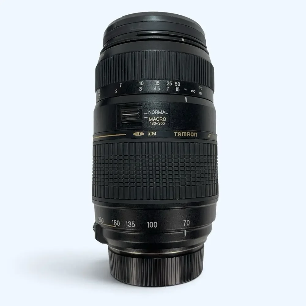 Tamron AF 70-300mm 1:4-5.6 Tele-Macro (1:2) Lens A17 with hood - Nikon F
